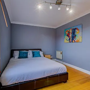 Statera - Thames View , London United Kingdom