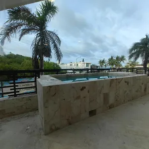 Aldea Thai Beachfront , Playa del Carmen Mexico